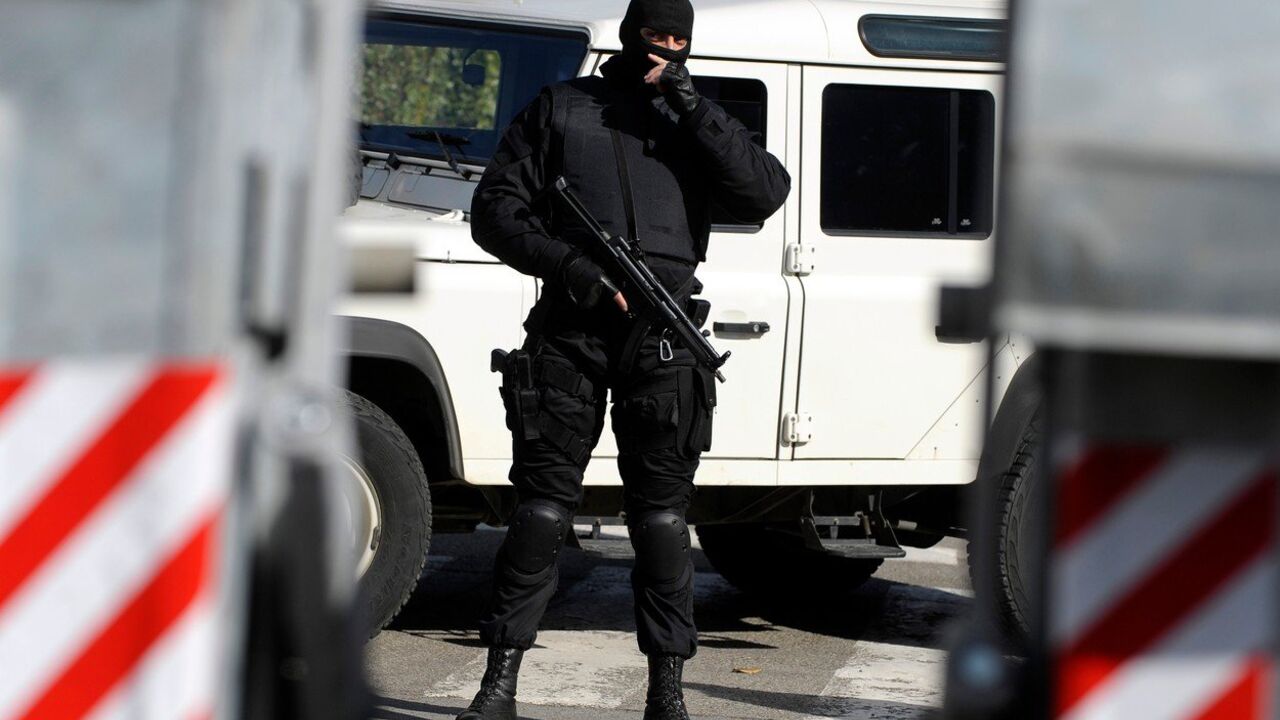 srpska policija