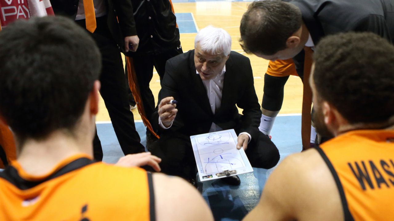 Miroslav Nikolić