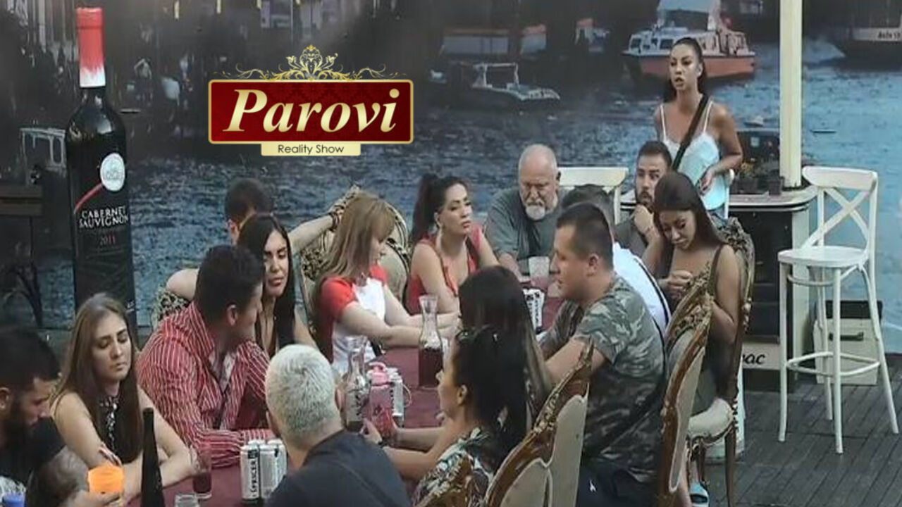 Parovi