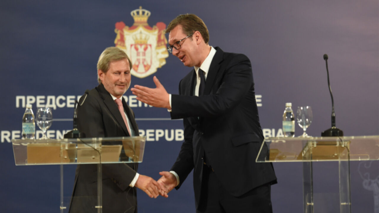 Aleksandar Vučić, Johanes Han