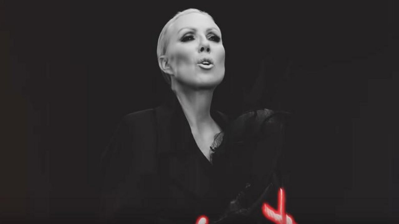 Lepa Brena