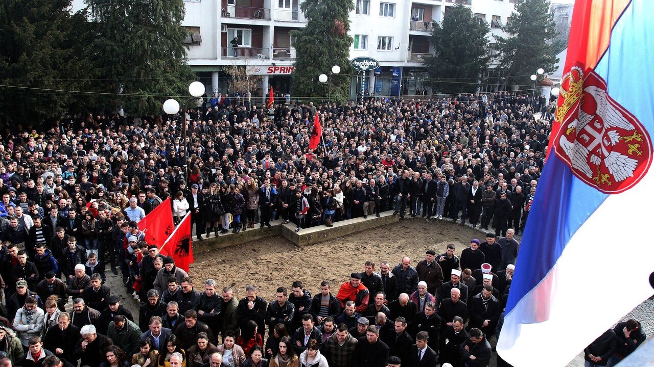 Skup Albanaca u Bujanovcu