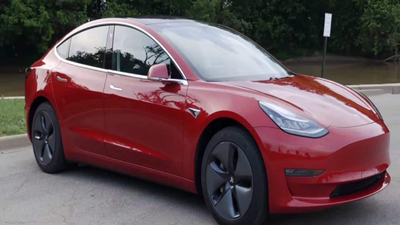 Tesla 3 model