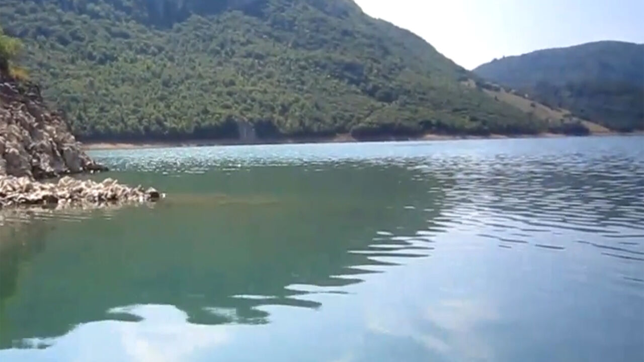 uvačko jezero