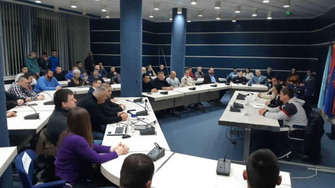 Srpska desnica