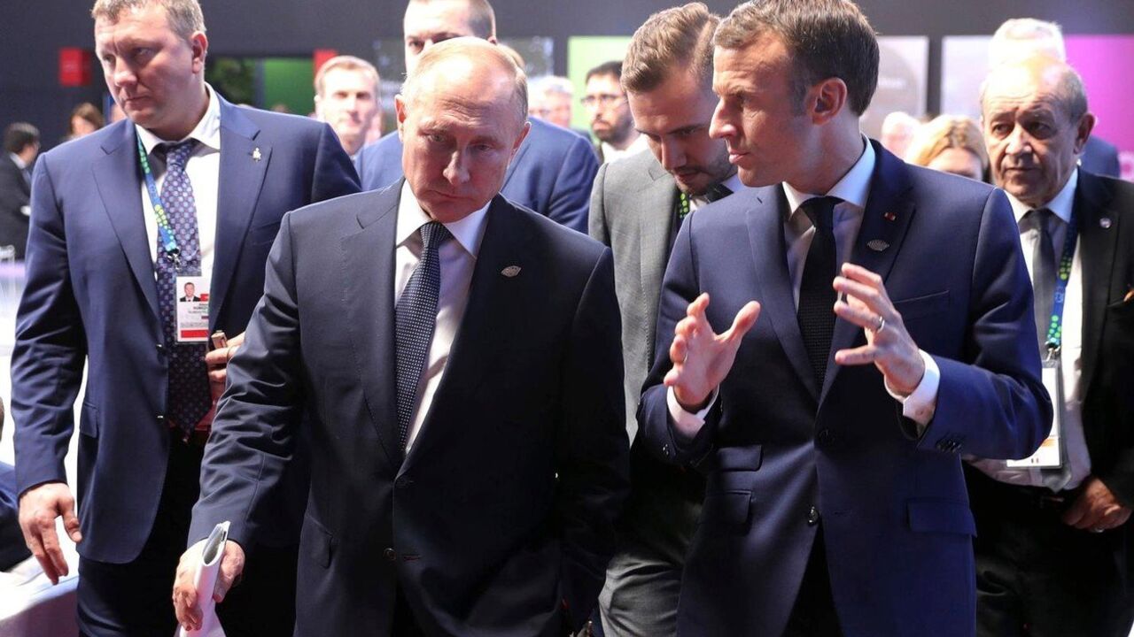 putin makron
