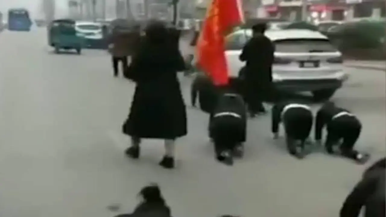 Kinezi