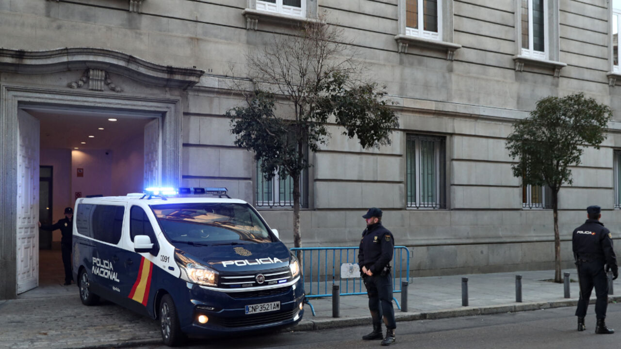 policija