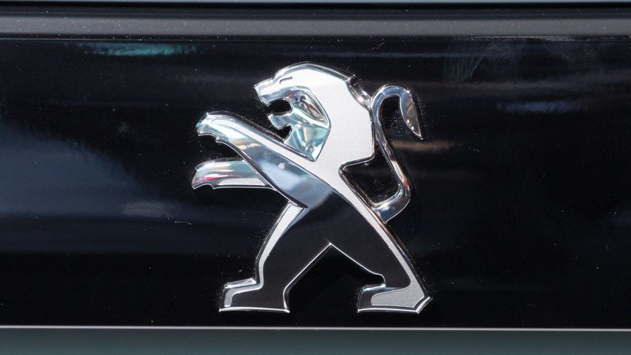 pežo logo