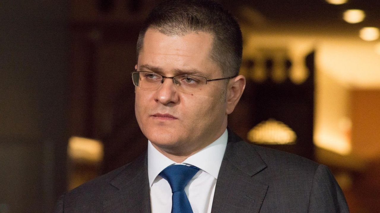 vuk jeremić