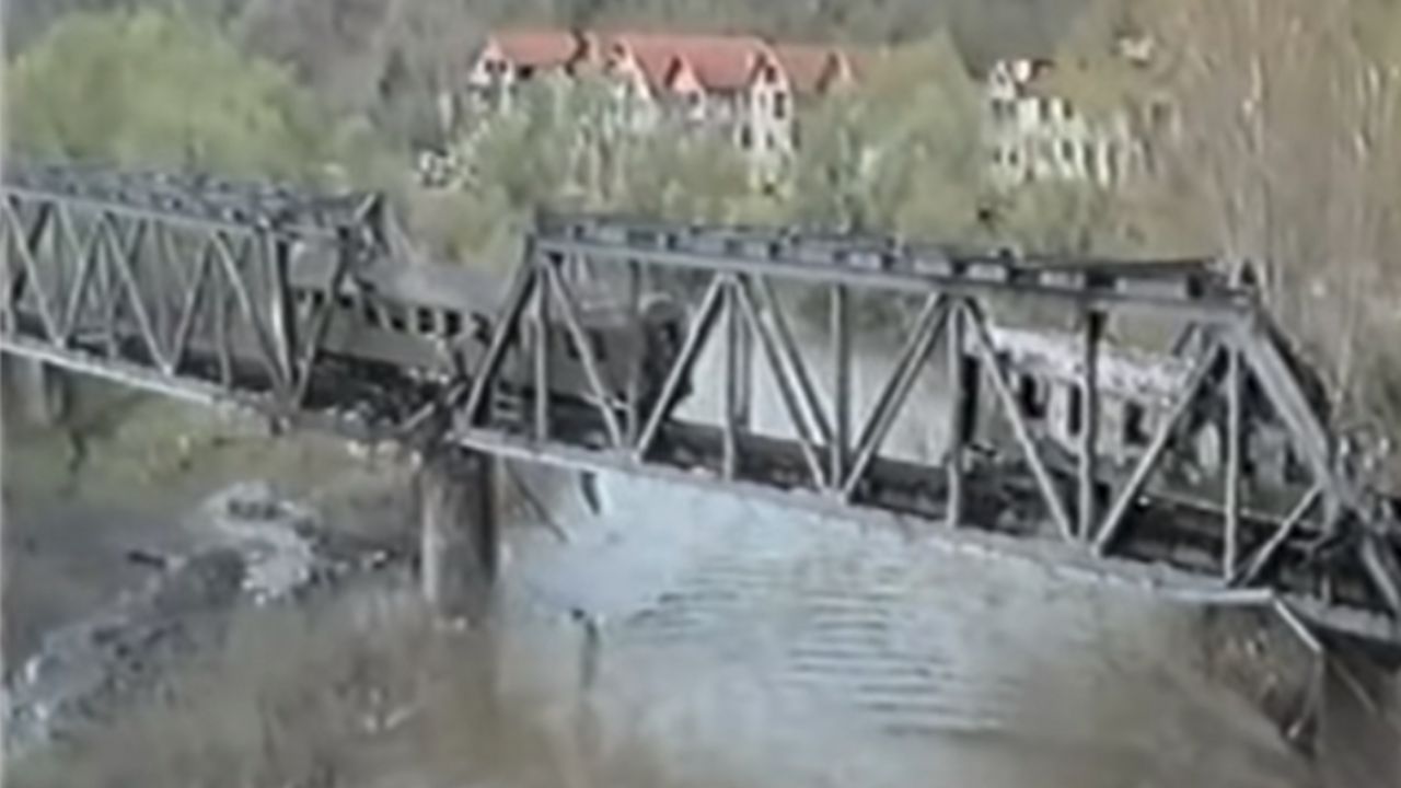 Voz Grdelička klisura