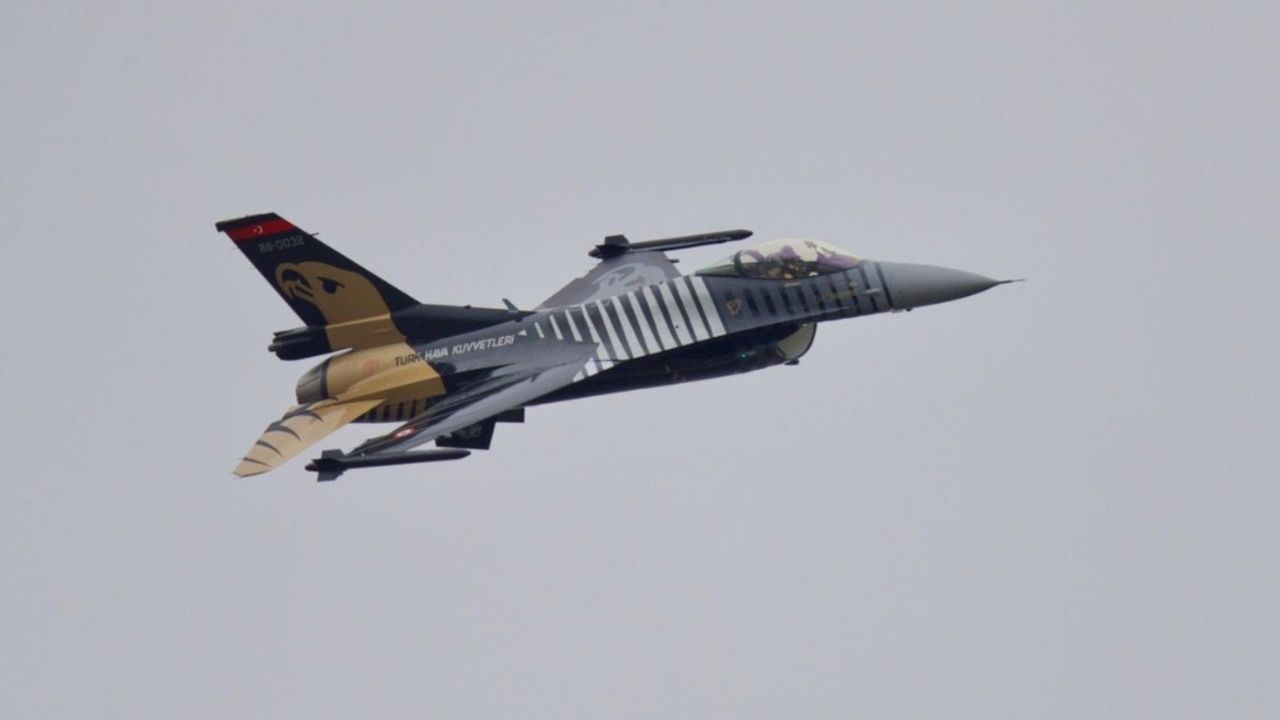 turski F16