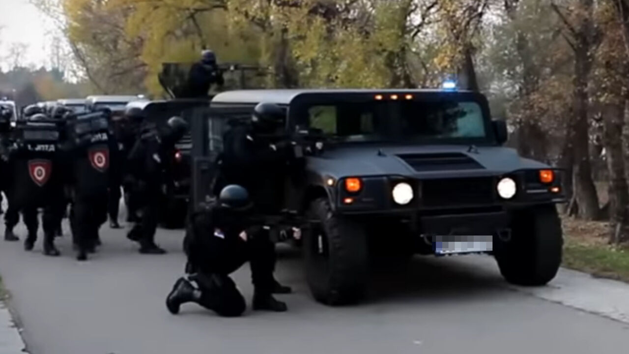 policija