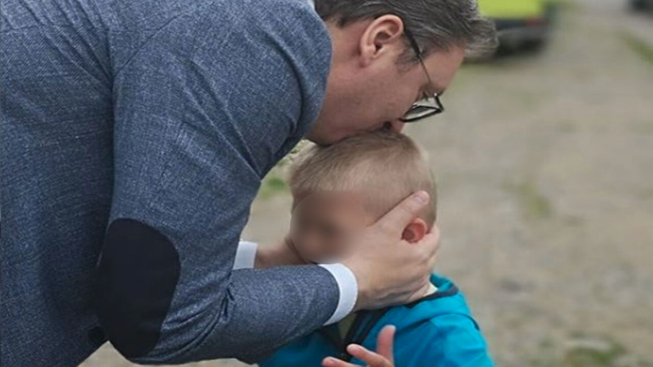 Vučić i dete