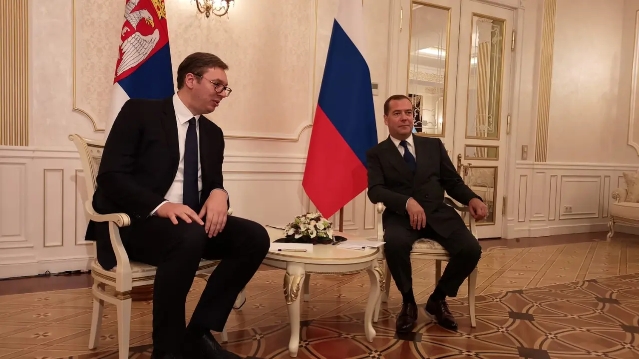 Aleksandar Vučić i Dmitrij Medvedev