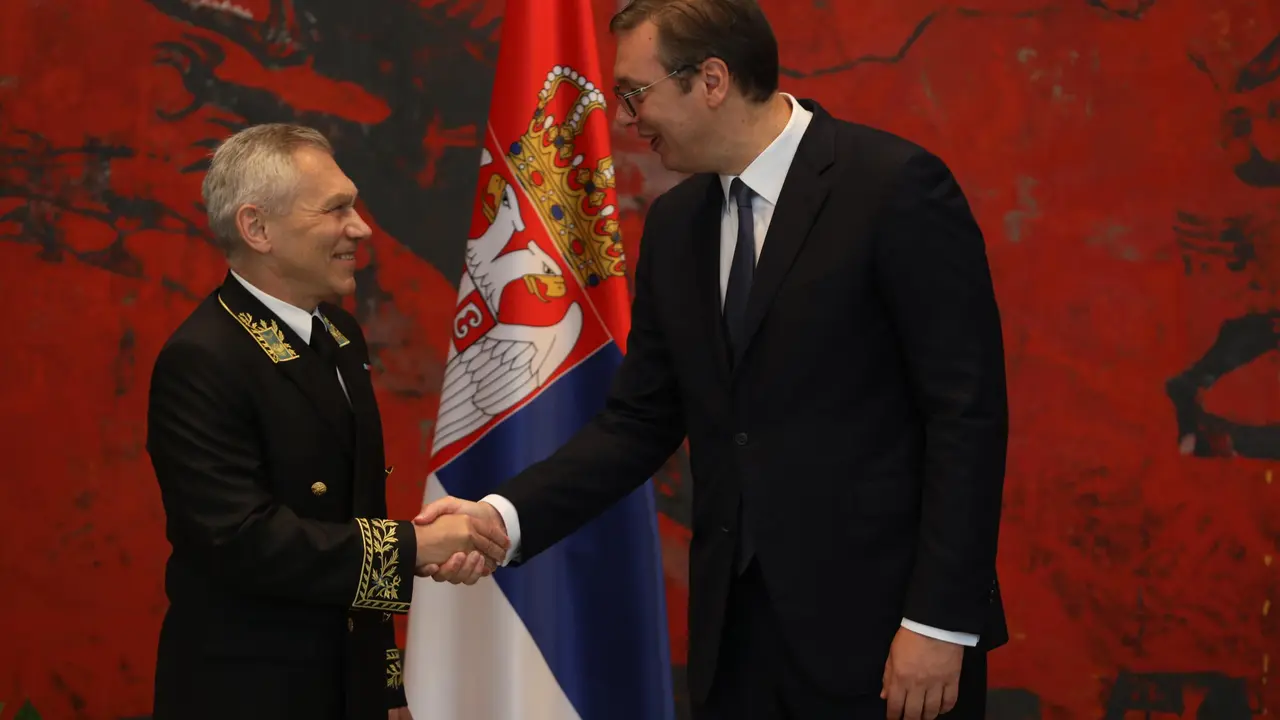 aleksandar Vučić, aleksandar Bocan Harčenko