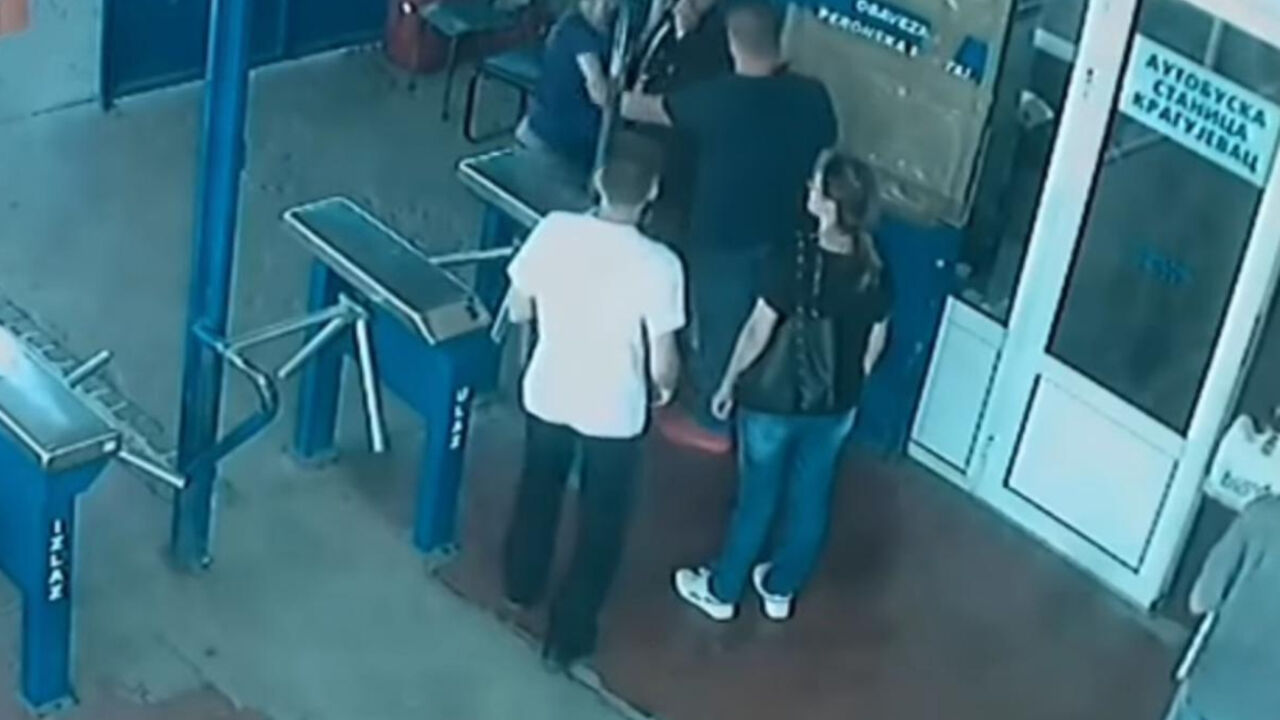 Napad na obezbeđenje