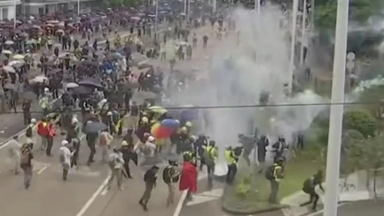 Demostranti