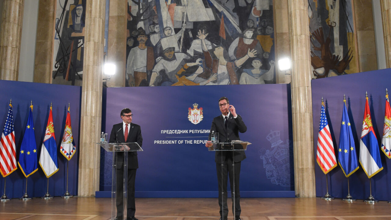 Aleksandar Vučić, Metju Palmer