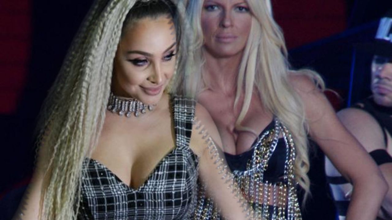 Jelena Karleuša, Maja Berović