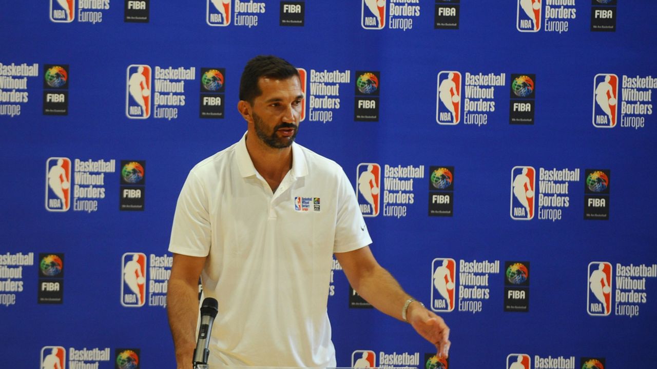 Predrag Stojaković