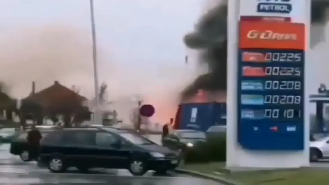 Eksplozija - benzinska pumpa