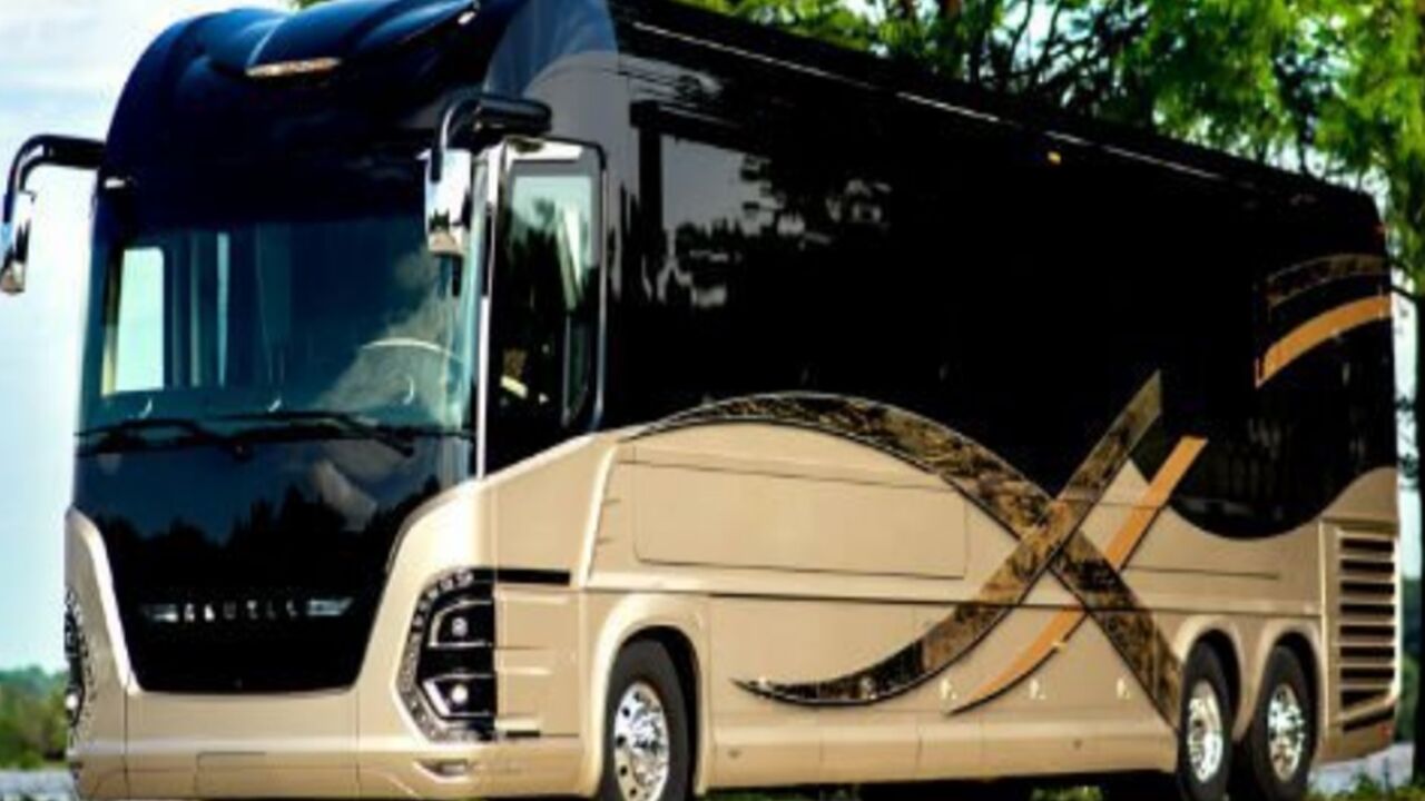 Autobus Newell Coach p50