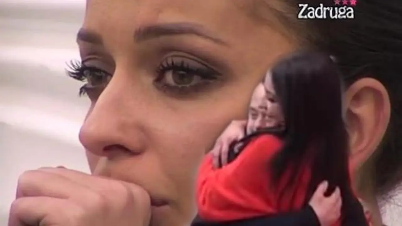 Jelena Pešić sa bratom