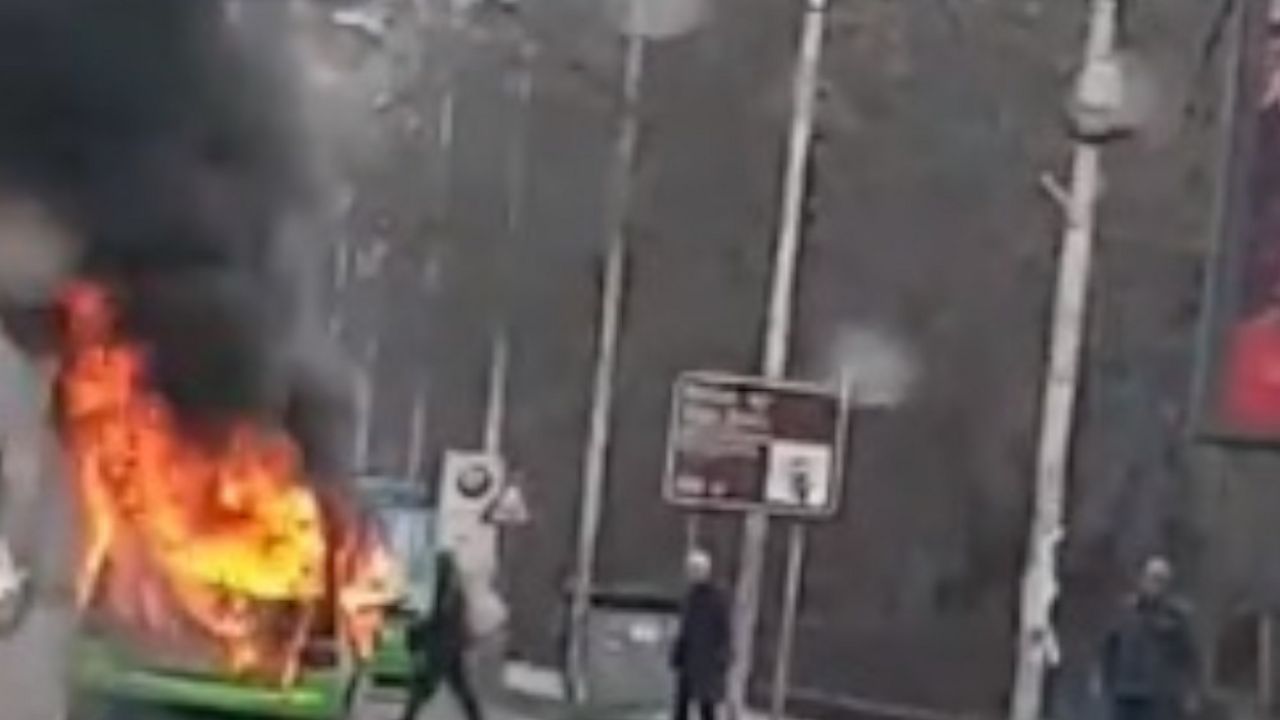 ZAPALJENI AUTO