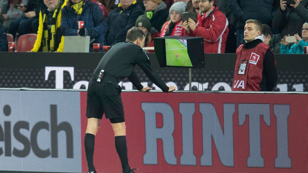 VAR