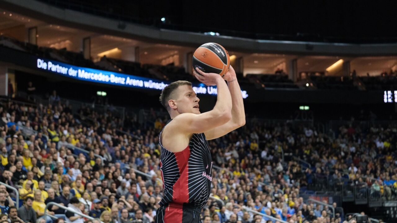 Nemanja Nedović