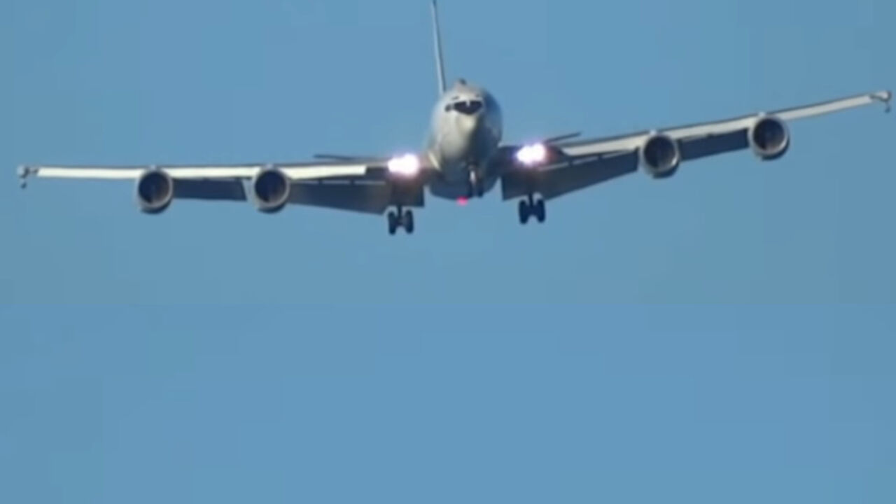 Avion E-6 Merkjuri
