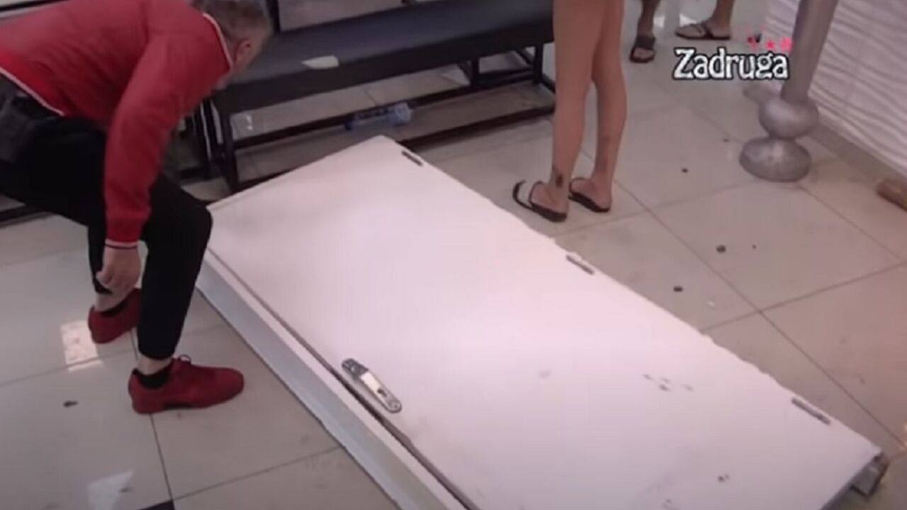 Vrata u Zadruzi