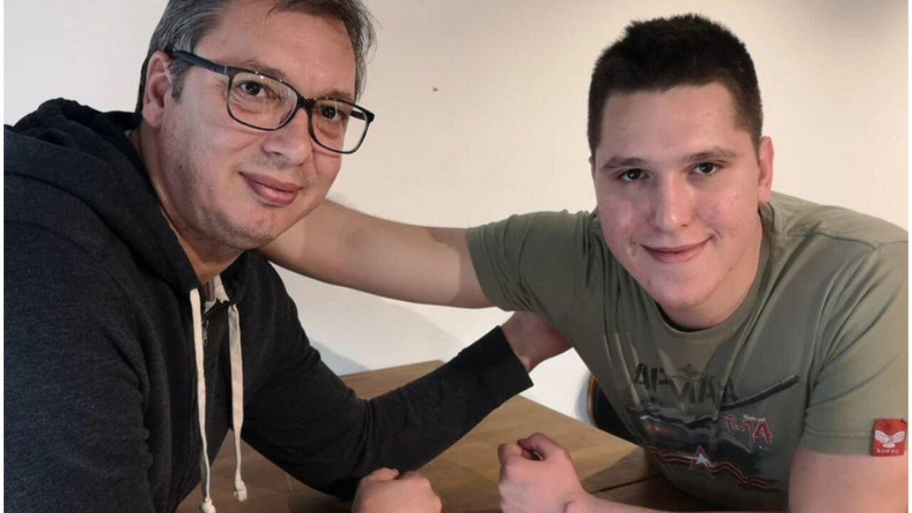 Aleksandar vučić i danilo vučić