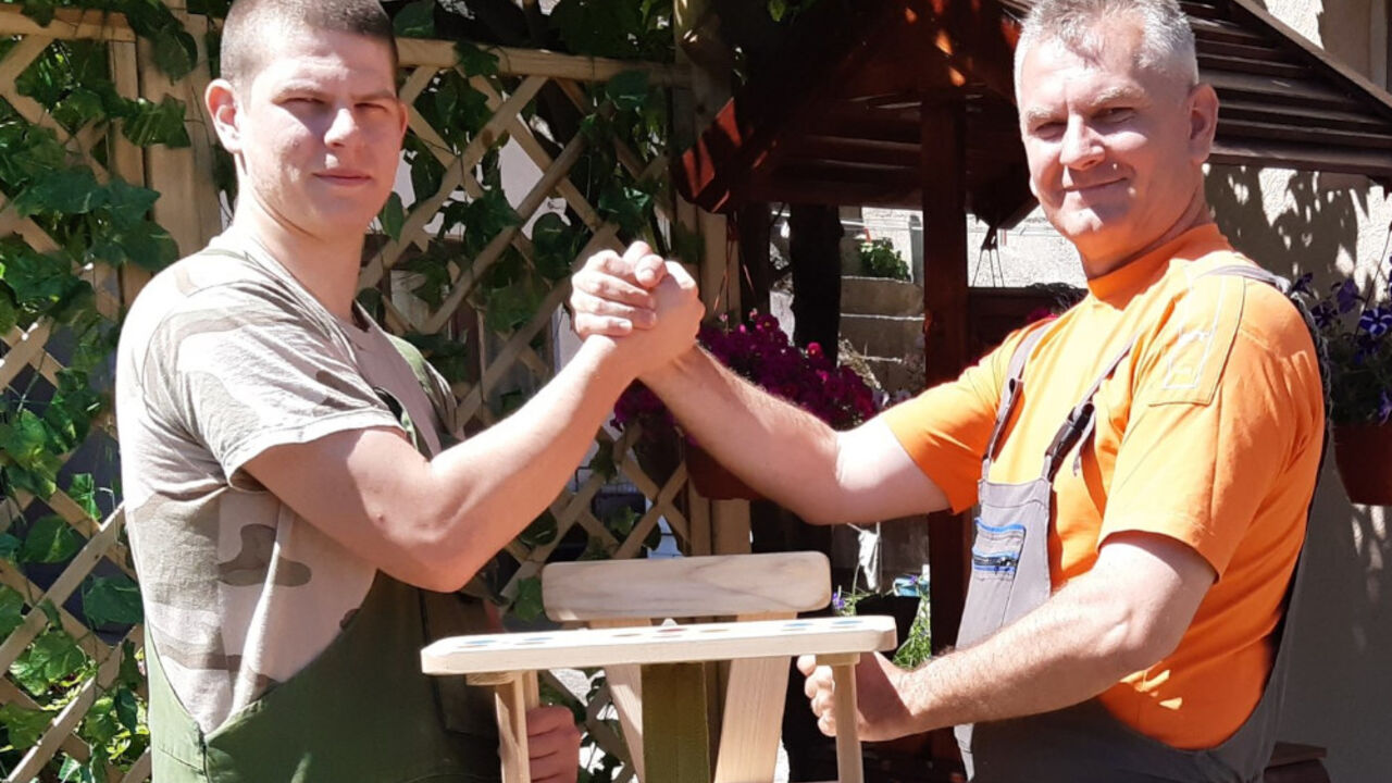 Stolar Mile i njegov sin Stefan