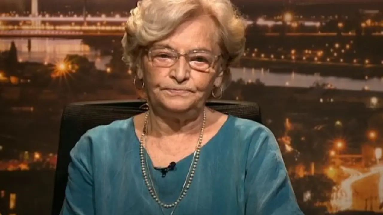 Dr Ana Gligić