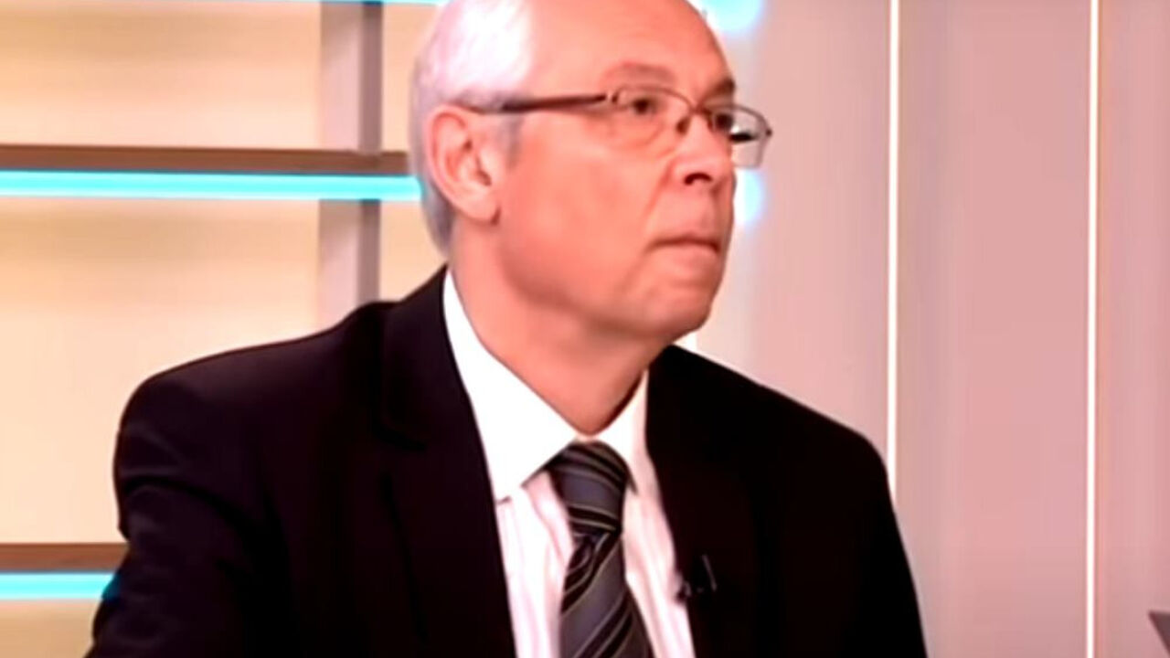 Dr Kon
