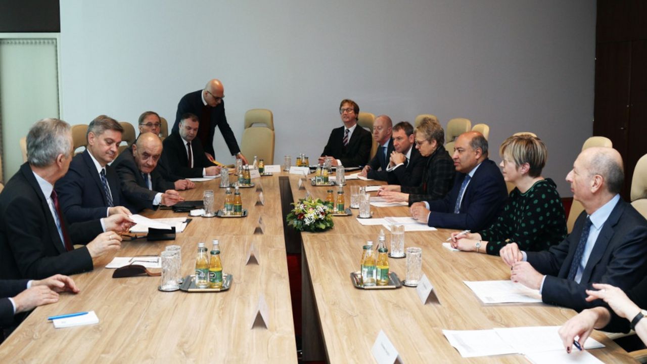 Suma Čakrabarti