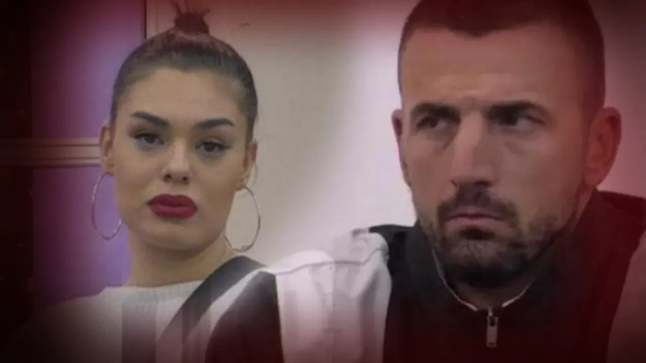 Mina, Tomović
