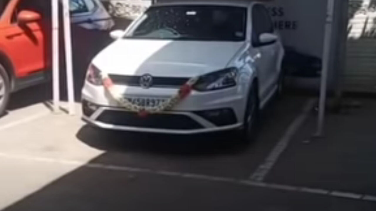 automobil