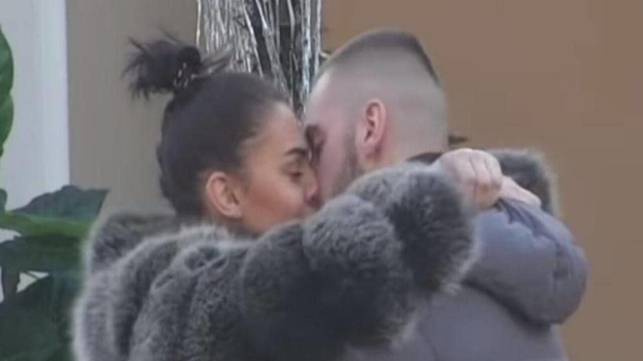 Mina Vrbaški, Mensur Ajdarpašić