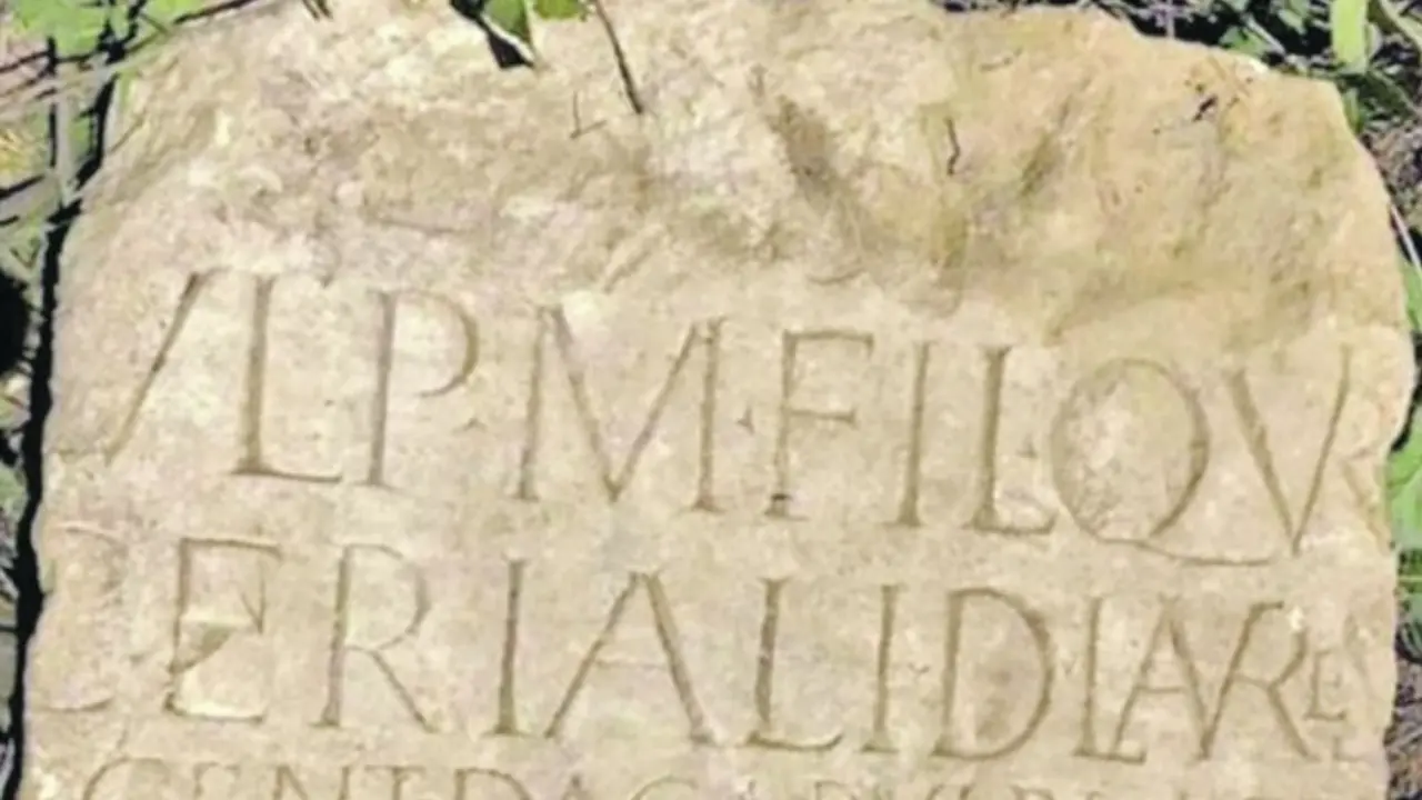 Spomenik iz Vinče