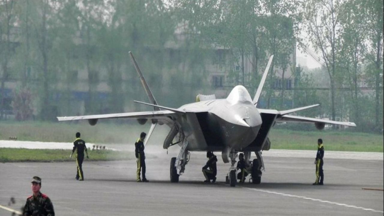 Čengdu J-20