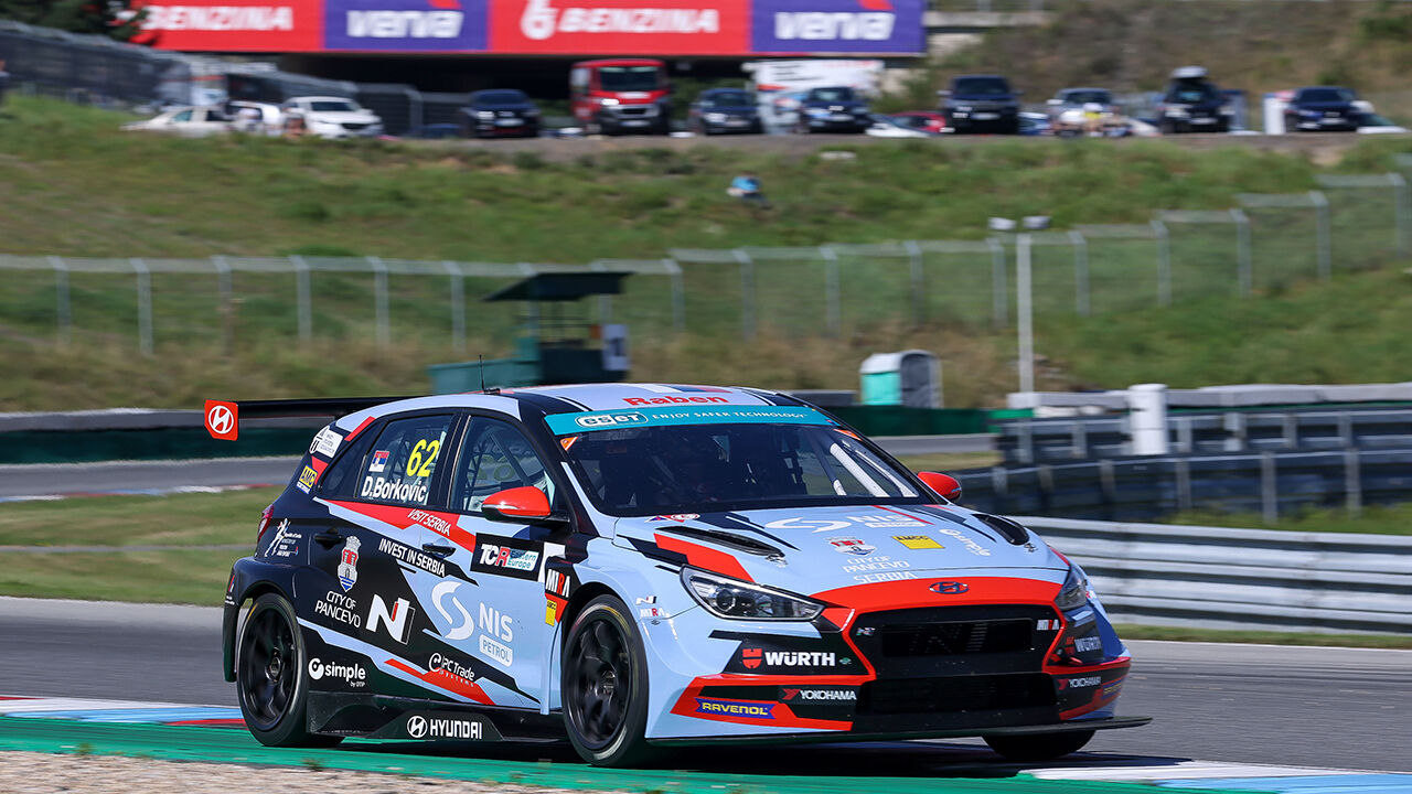 Foto: Easterneurope.tcr-series