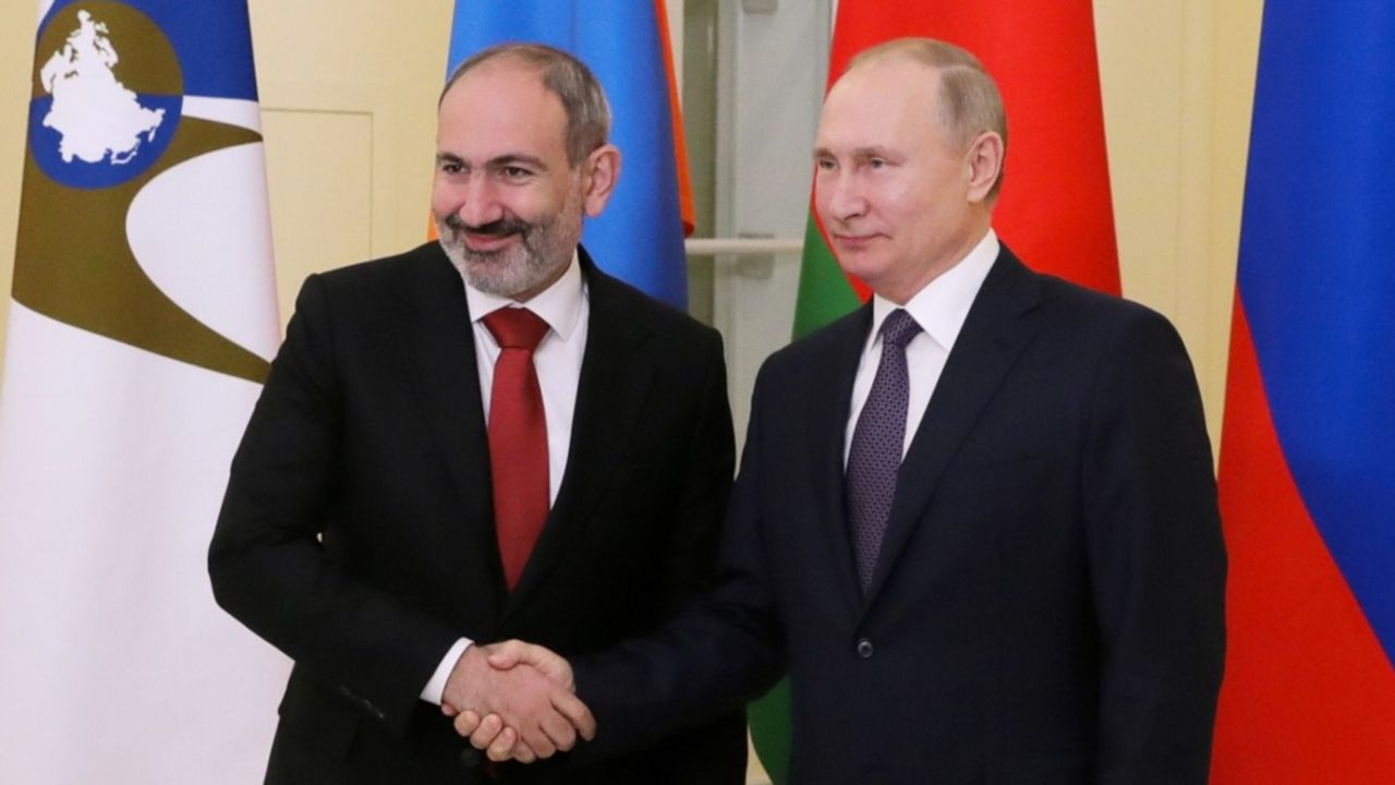 Nikol Pašinjan, Vladimir Putin