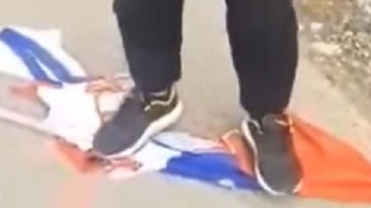 gaženje srpske zastave