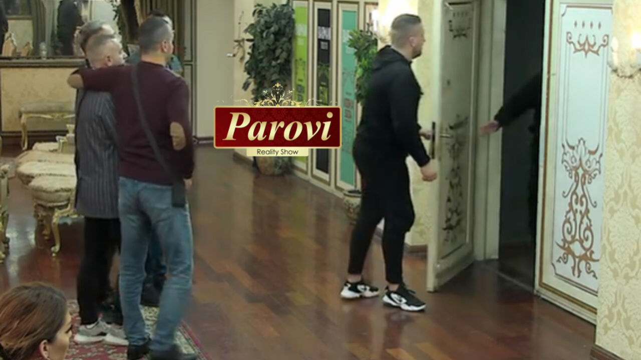 Parovi