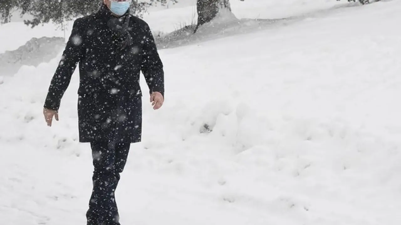 av
