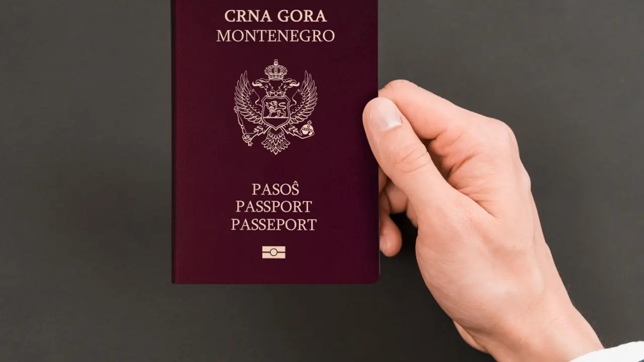 Crnogorski pasoš
