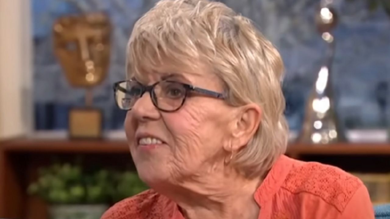 Iris Džons